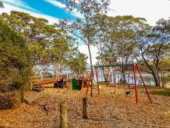 playground at glenmaggie weir