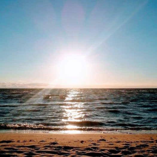 The sun is shining down on the calm waters of Lake Wellington. Fishing at Lake Wellington is a great way to spend the day. There us a swimming pontoon out in the water too
